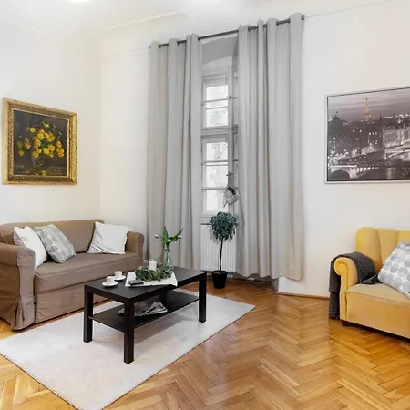 Classy Charles Bridge Apartment Prague